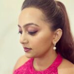 Ester Noronha Instagram – Her SOUL is FIERCE. 🔥
Her HEART is BRAVE. 💖
Her MIND is STRONG. 👑

All about the OFFICIAL beginning of “THE VACANT HOUSE” promotions!

First pressmeet event at Bangalore yesterday.

My Team 

Designer : @lukeevsdesignsgoa 
MUA : @oushk_makeovers 
Hairstylist : @glamupby_shwethagowda 

#thevacanthouse #firstpressmeet #officialbeginning #newbeginnings #bangalore #esternoronha #janetnoronhaproductions #konkani #kannada #telugu #promotions #fierce #brave #strong #debut #imemyself #getsetgo #fingerscrossed #prayers #blessings #Godbless #muchlove SRV Theater