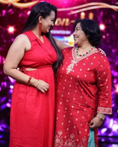 Ester Noronha Instagram - My mother was my role model before I even knew what that word was.

My mother is the reason I believe God exists! And I'm forever grateful to God for giving her to me. ❤

For: Super Queens Season-2 Episode-6
  @zeetelugu @zee5telugu @zee5 

Costume : @clothingpallet.in 
Stylist : @spoorthi._rao 
PC : @paulino_pictures 

#superqueens #season2 #superqueen #queen #mother #mymother #myrolemodel #Godexists #Godisgreat #ibelieveingod #forevergrateful #grateful #thankful #blessed #mothersday #special #happiness #fulfillment #joy #peace #laughter #blessings #thankyouJesus #thankyouGod #Godbless #muchlove