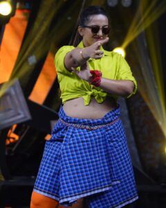 Ester Noronha Instagram - When I say don't miss it,
DON'T MISS IT! 
This SUNDAY 11:00 am. 😎

For : Super Queens Season-2 Episode-4
  @zeetelugu @zee5telugu @zee5 

Costume : @clothingpallet.in 
Stylist : @spoorthi._rao 
PC : @paulino_pictures 

#dontmissit #mustwatch #superqueensseason2 #episode4 #superqueens #season2 #superqueen #massqueen #actionepisode #action #adventure #challenge #strength #courage #dare #fun #gameshow #realityshow #excited #grateful #cantwait #sunday #zeetelugu #zee5 #telugu #tollywood #tfi #hyderabad #Godbless #muchlove
