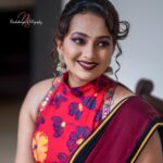 Ester Noronha Instagram – Be it winters or summers, a saree is for all seasons!

Actor @esternoronhaofficial 
MUA @oushk_makeovers 
PC @nandushreyas_photography 

#pgotography #picoftheday #photographer #nikon #nikonphotography #picture_poet_photography #pic #picoftheday #picture #moodygrams #moodyports #dailypic #casualstyle #boyfriendshirt #shirtphotoshoot #bengaluru #acotar #kannadaactress #sandawood @nammaindiamodels @namma_sandalwood_taareyaru @sandalwood_queens_ @sandalwoodactressmemes @sandalwoodactorss @esternoronhafansclub @esterornorhonaofficial_2 @kannadanatiyaru #instagay #insta #instafashion HSR Layout