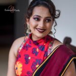 Ester Noronha Instagram - Be it winters or summers, a saree is for all seasons! Actor @esternoronhaofficial MUA @oushk_makeovers PC @nandushreyas_photography #pgotography #picoftheday #photographer #nikon #nikonphotography #picture_poet_photography #pic #picoftheday #picture #moodygrams #moodyports #dailypic #casualstyle #boyfriendshirt #shirtphotoshoot #bengaluru #acotar #kannadaactress #sandawood @nammaindiamodels @namma_sandalwood_taareyaru @sandalwood_queens_ @sandalwoodactressmemes @sandalwoodactorss @esternoronhafansclub @esterornorhonaofficial_2 @kannadanatiyaru #instagay #insta #instafashion HSR Layout