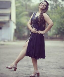 Ester Noronha Instagram - I'm a 'Work in Progress' baby...
Never gonna stop working on myself! 🤷🏻‍♀️🥰❤

For : Super Queens Season 2 Promo @zeetelugu @zee5telugu

Designer : @clothingpallet.in

Stylist : @spoorthi._rao 

#imaworkinprogress #workingonmyself #always #nevergonnastop #superwoman #superqueen #superqueens #season2 #zeetelugu #zee5 #donotmiss #watchme #excited #grateful #thankyouJesus #thankyouGod #Godbless #muchlove