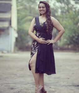 Ester Noronha Instagram - I'm a 'Work in Progress' baby...
Never gonna stop working on myself! 🤷🏻‍♀️🥰❤

For : Super Queens Season 2 Promo @zeetelugu @zee5telugu

Designer : @clothingpallet.in

Stylist : @spoorthi._rao 

#imaworkinprogress #workingonmyself #always #nevergonnastop #superwoman #superqueen #superqueens #season2 #zeetelugu #zee5 #donotmiss #watchme #excited #grateful #thankyouJesus #thankyouGod #Godbless #muchlove