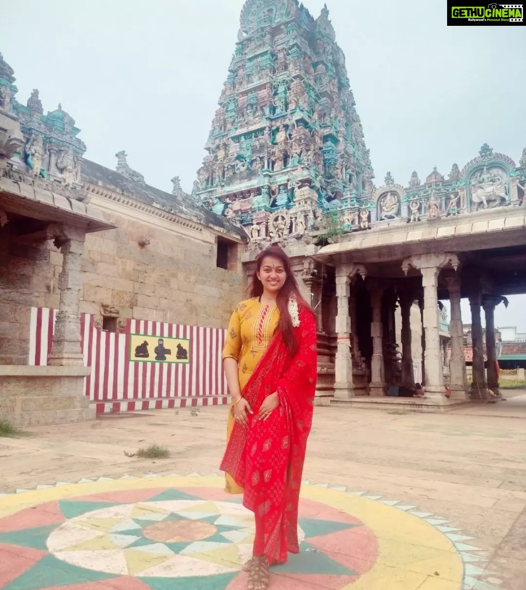 Ester Noronha Instagram - Never be in a hurry; do everything quietly and in a calm spirit. Do not lose your inner peace for anything whatsoever, even if your whole world seems upset. ❤ PC : @janasenasiddu91 #abouttoday #thoughtoftheday #peace #breathe #relax #cherish #onedayatatime #onestepatatime #onebreathatatime #gowiththeflow #liveinthemoment #liveinthepresent #pleasant #beautiful #calm #peaceful #templevisit #madurai #meenakshisundareshwar #adayinmylife #memorable #Godbless #muchlove Madurai, India