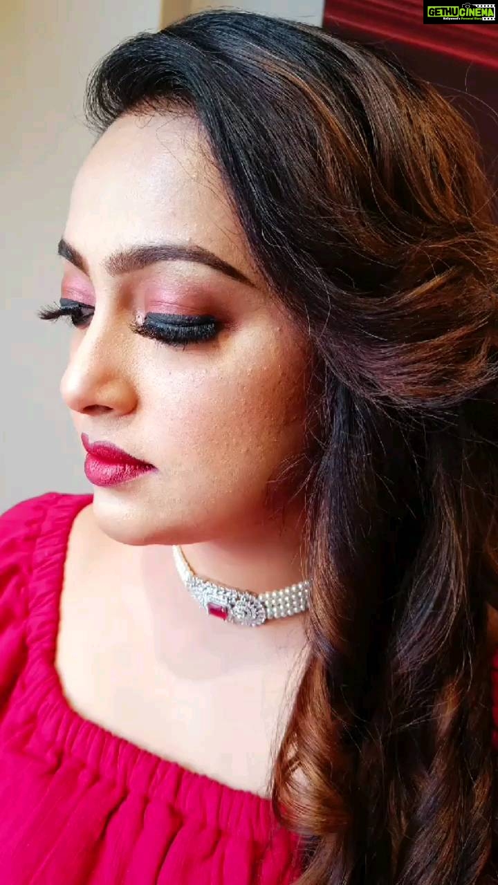 Ester Noronha Instagram - When you're authentic, existence becomes effortless. Be REAL, not PERFECT. ❤ MUAH : @makeoverbyariyah Outfit : @clothingpallet.in Stylist : @spoorthi._rao #beauthentic #bereal #berealnotperfect #itsfree #effortless #stressfree #nodrama #justlife #peace #love #work #positivevibes #positivity #goodvibes #liveandletlive #liveauthentic #livethelifeyoulove #lovelaughlive #blessedsunday #muchlove #Godbless Peaceful Place