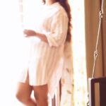 Ester Noronha Instagram - Just an all-around happy girl who loves everything about her life... 🌸 MUA : @oushk_makeovers Captured by : @nandushreyas_photography #goodmorning #happygirlsaretheprettiest #lovelaughlive #livethelifeyoulove #lovethelifeyoulive #reelsindia #trending #reels #reelsinstagram #actorslife #instagood #instamood #instagoodmyphoto #beauty #hair #makeup #photography #candid #muchlove #Godbless