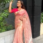 Ester Noronha Instagram – The beauty we see in another soul is a reflection of our own… 🌺

#goodmorning #morning #thursdaythoughts #beauty #beautylieswithin #beautyliesintheeyesofthebeholder #reflection #perception #vision #sight #haveagreatday #muchlove #Godbless Andhra Pradesh