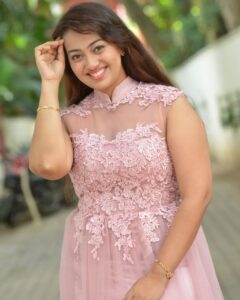 Ester Noronha Instagram - INAMDAR sound begins...💣

Teaser out now!
Hurry!!! Watch it!!!

Gown : @estersdivinetouch 🥰

#inamdar #pressmeet #teaserlaunch #teaseroutnow #mustwatch #mostawaited #kannadamovies #kfi #sandalwood #nammakannada #karnataka #nammabengaluru #gown #onionpink #estersdivinetouch #messyhair #glowing #nofilter #photographoftheday #todaysoutfit #todayslook #excited #grateful #thankyouJesus #thankyouGod #Godbless #muchlove