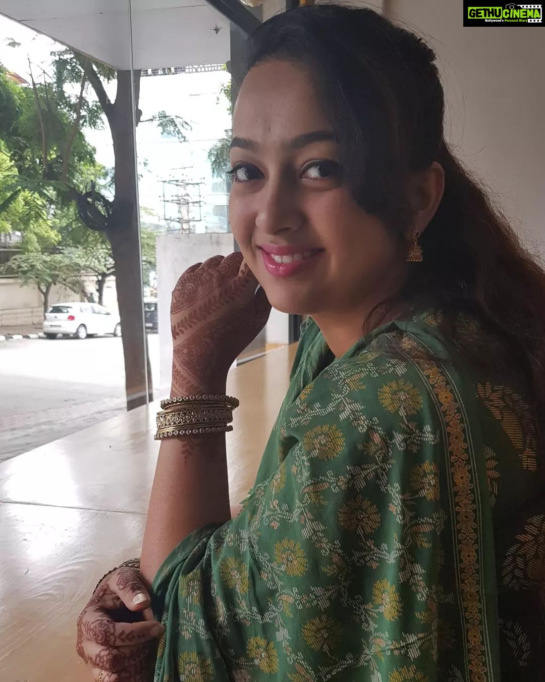 Ester Noronha Instagram - When I just can't wait for time to pass... to attend my friend-like-sister's Nikah! š¤šā¤ #goodmorning #friendswedding #yaarkishaadi #friendlikesister #friendship #sisterhood #love #joy #excitement #happiness #weddingbells #weddingday #wedding #nikah #happygirlsaretheprettiest #bestwishes #hope #prayers #blessings #Godbless #muchlove #okbye