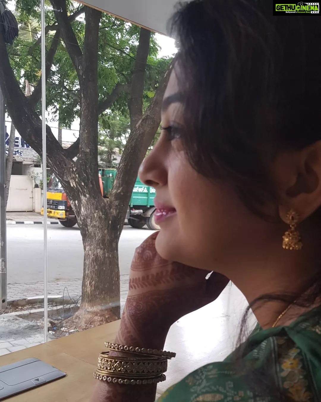 Ester Noronha Instagram - When I just can't wait for time to pass... to attend my friend-like-sister's Nikah! š¤šā¤ #goodmorning #friendswedding #yaarkishaadi #friendlikesister #friendship #sisterhood #love #joy #excitement #happiness #weddingbells #weddingday #wedding #nikah #happygirlsaretheprettiest #bestwishes #hope #prayers #blessings #Godbless #muchlove #okbye