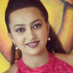 Ester Noronha Instagram – Her SOUL is FIERCE. 🔥
Her HEART is BRAVE. 💖
Her MIND is STRONG. 👑

All about the OFFICIAL beginning of “THE VACANT HOUSE” promotions!

First pressmeet event at Bangalore yesterday.

My Team 

Designer : @lukeevsdesignsgoa 
MUA : @oushk_makeovers 
Hairstylist : @glamupby_shwethagowda 

#thevacanthouse #firstpressmeet #officialbeginning #newbeginnings #bangalore #esternoronha #janetnoronhaproductions #konkani #kannada #telugu #promotions #fierce #brave #strong #debut #imemyself #getsetgo #fingerscrossed #prayers #blessings #Godbless #muchlove SRV Theater