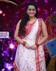 Ester Noronha Instagram - I know LOVE is REAL because 
I EXIST and I'm FULL of it. ❤👑

For : Super Queens Season-2 
  @zeetelugu @zee5telugu @zee5 

Costume : @clothingpallet.in 
Stylist : @spoorthi._rao 

PC : @paulino_pictures 
  @vinodcaptures 

#iknow #loveisreal #fulloflove #love #spreadlove #Godislove #loveall #loveyourself #lovelife #loveislife #loveiskind #loveisgenerous #loveislove #loveoneanother #spreadsmiles #spreadhappiness #spreadpeace #smile #peace #joy #superqueens #season2 #superqueen #queen #zeetelugu #zee5telugu #zee5 #muchlove #Godbless