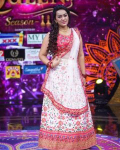 Ester Noronha Instagram - I know LOVE is REAL because 
I EXIST and I'm FULL of it. ❤👑

For : Super Queens Season-2 
  @zeetelugu @zee5telugu @zee5 

Costume : @clothingpallet.in 
Stylist : @spoorthi._rao 

PC : @paulino_pictures 
  @vinodcaptures 

#iknow #loveisreal #fulloflove #love #spreadlove #Godislove #loveall #loveyourself #lovelife #loveislife #loveiskind #loveisgenerous #loveislove #loveoneanother #spreadsmiles #spreadhappiness #spreadpeace #smile #peace #joy #superqueens #season2 #superqueen #queen #zeetelugu #zee5telugu #zee5 #muchlove #Godbless