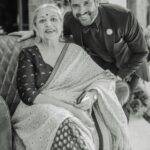 Farhan Akhtar Instagram - Happy birthday mom. Love you to the moon and back @irani.honey ♥️