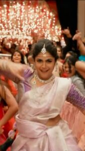 Faria Abdullah Instagram - I’ve gotten SOO MUCH love for this 1 minute, so many remixes and memes and what not. Thank you! Choreography by @sekharmaster so you obviously shouldn’t expect less. Big love to @raviteja_2628 garu cause your energy is infectious ♥️ 

Btw my favourite remix is the butto one. Max Hyderabad marfa and teen maar feels, whoever made it big 🤗 

#ravanasura @sudheerkvarma