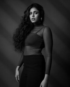 Faria Abdullah Instagram - Okay guys, it’s time to level up. You with me? The second half of this year is about stepping up to potential we’ve not unlocked before. I’m excited, focused and treading slowly. Prowl tigress, time to hunt. 

📷 @pranav.foto 
Styled by @aishwarya128 
Make up @uztheartist 
Hair @hairbyrajabali 
Assisted by @kausarsultana3007