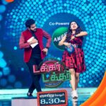 Farina Azad Instagram - Podu Dumukkudappa...!!!🕺🏻🔥 Takkar Takkar | 90's Villigal Vs 2k Villigal Round | Every Sunday at 8.30pm. #TakkarTakkar #RjVijay #Farina #ZeeTamil