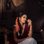 Farina Azad Instagram - Evening! Makeover @makeover_by_miga Jewellery @chennai_jazz Costume @shansika1 Photography @rx_naren_bees Videography @thephotohub.in Flowers @mayur_bridal_flower