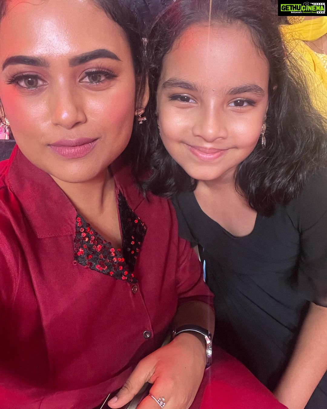 Farina Azad Instagram - Glimpse of the evening 💫
