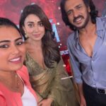 Farina Azad Instagram - Good morning @nimmaupendra @shriya_saran1109