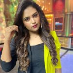 Farina Azad Instagram - Its 4.44 ♥️ Evening !