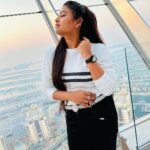 Farina Azad Instagram - Finding calm in all the chaos! Good evening insta fam 🥰