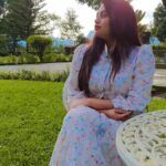 Farina Azad Instagram - Evening ❤️ Pic courtesy @ayeshathaha Location @teabungalows