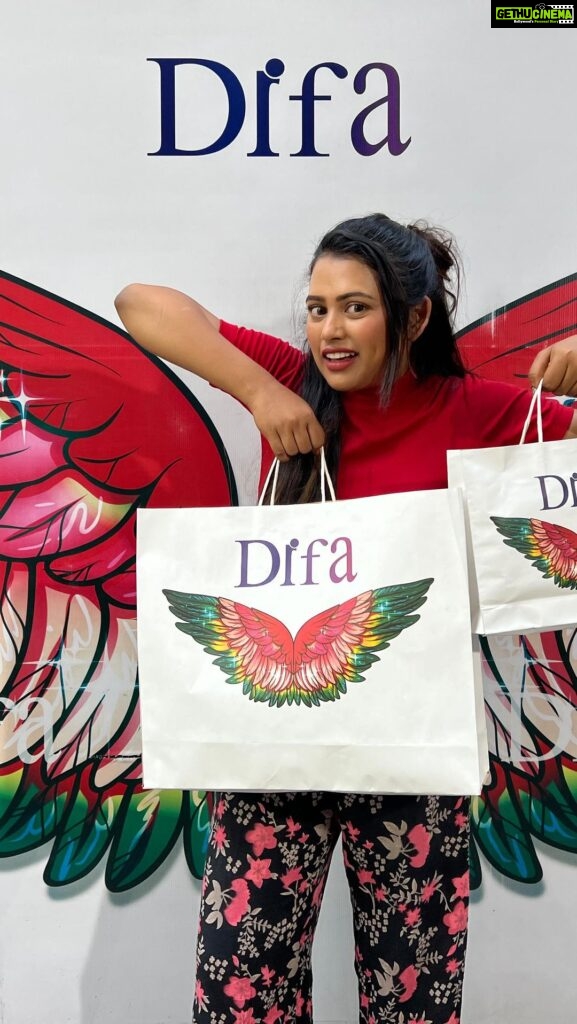 Farina Azad Instagram - @difa_live has become my fav outfit for accessories! Do follow them and get instant offers