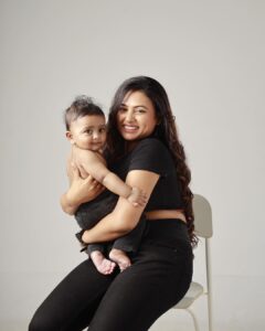 Farina Azad Instagram - Very happy 1st mother’s day to all new mothers out there! 
I know being a mother is really hard and we make it look so effortless! Proud of us all! Cheers to our new feeling, new love and a lot more experience and excitement! 
Thank you ZAYN and @rubaidh  for all this ❤️

Mother’s Day special cover for @beingwomenmagazine 

Featuring @farina_azad_official 
Captured by @thivakar.photo