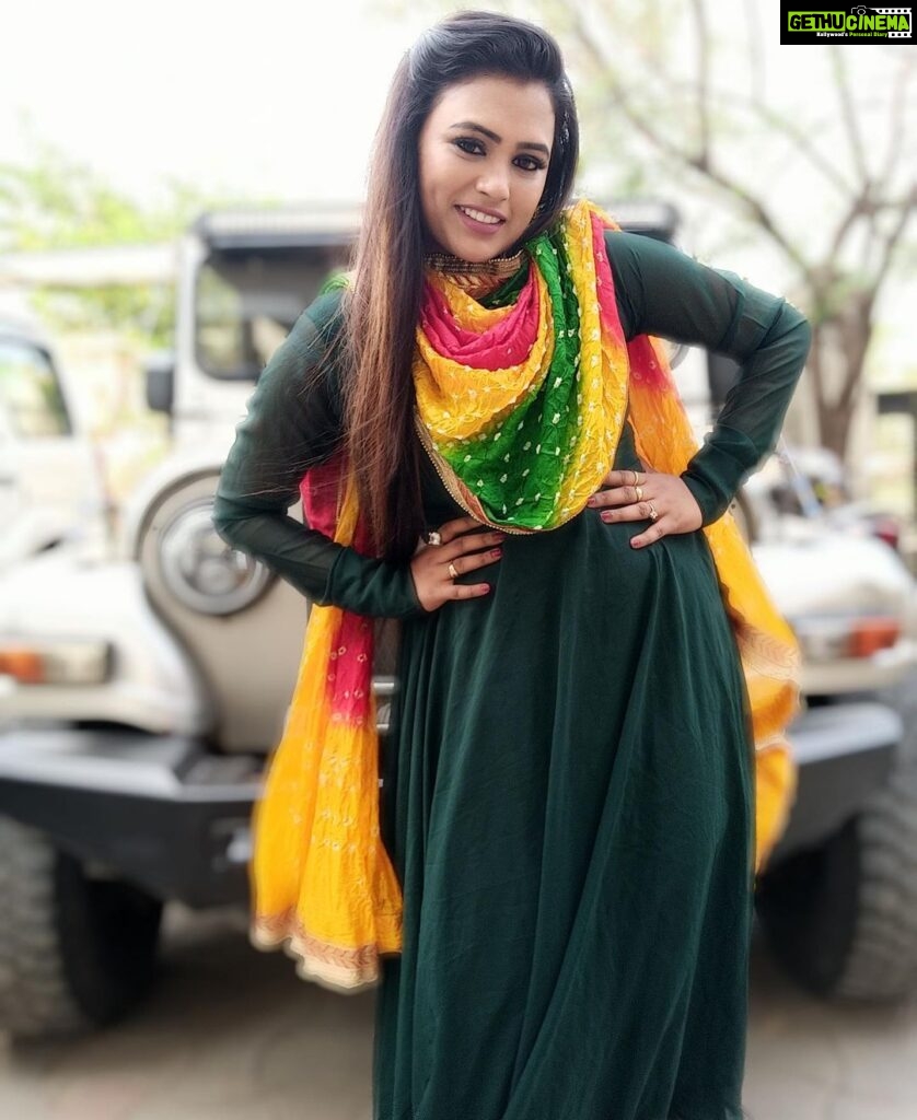 Farina Azad Instagram - A love is a love is a love ! A @srisaicollections9 outfit