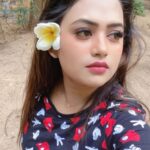 Farina Azad Instagram - Look for the bits of beauty in the every day . That is where the magic happens. Good evening