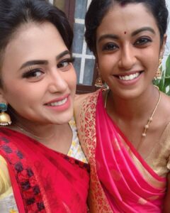 Farina Azad Instagram - @roshniharipriyan and me