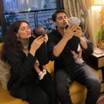 Gautam Rode Instagram - Happy 1 month birthday my babies! 🖤🖤 Mumma and Daddy Love you so so much! 🧿🧿 #blackbeauty #twins #firstmonth #birthday #party #twinning #winning #momlife #rodelife #love #family #babies Mumbai, Maharashtra