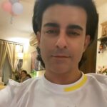 Gautam Rode Instagram – Mom n dad 🩷🩵