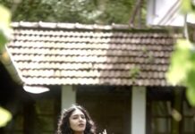 Gayathri Suresh Instagram - Kaavaala ✨ 🎥 : @vibinraveendhran_ Styling : @gayathri_r_suresh Hairstyle: @lstudio_salon_spa
