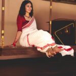 Gayathri Suresh Instagram - “ COLOURS OF ONAM”✨ Onam Series: Day 2✨ Happy Onam✨ Styling : @gayathri_r_suresh Concept : @gayathri_r_suresh