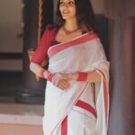 Gayathri Suresh Instagram - “ COLOURS OF ONAM”✨ Onam Series: Day 2✨ Happy Onam✨ Styling : @gayathri_r_suresh Concept : @gayathri_r_suresh