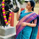 Gayathri Yuvraaj Instagram - 🦋🦋 saree @meluhha_ @pranikadhakshu