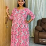 Gayathri Yuvraaj Instagram - #happy morning @preethi.shapewear.in