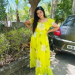 Gayathri Yuvraaj Instagram - 💚💚 @gia.couture