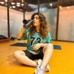 Geetika Mehandru Instagram – I’m in a good place right now.

@geetikamehandru 

📸- @simranagrawal00 

#gymgirl #instagram #potd Mumbai – मुंबई