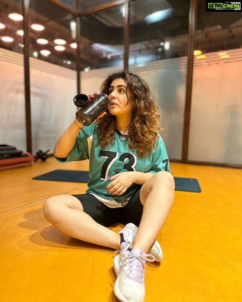 Geetika Mehandru Instagram - I'm in a good place right now. @geetikamehandru 📸- @simranagrawal00 #gymgirl #instagram #potd Mumbai - मुंबई
