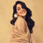Genelia D'Souza Instagram - “Never underestimate the investment you make in yourself” Managed by- @ayushpadukone @collectiveartistsdiaries Styling - @castelino_priyanka Outfit - @labeldebelle Jewels - @amrapalijewels Footwear - @fizzygoblet Makeup - @mitavaswani Hair - @kamaldeepss Photography - @harneshjoshi
