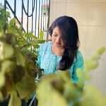 Giaa Manek Instagram - Who else loves that earthy smell when rain hits the ground ? . . . #monday #mondaymood #monsoon #love