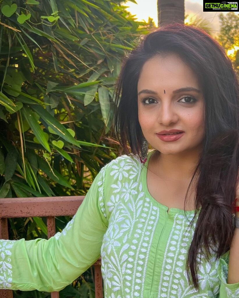 Giaa Manek Instagram - When the doors of perception are opened ,things will appear as they truly are . . . . #throwback🔙 #tuesday