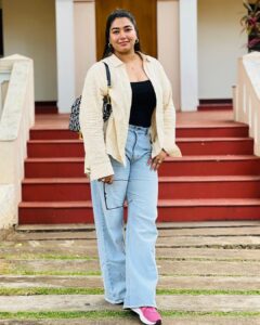 Grace Antony Instagram - No GPS but it’s my turn..📍

📸 @abytomcyriac 
.
.
.
.
.
.
.
#graceantony #casualstyle #casual #casualoutfit #graceantonyactress