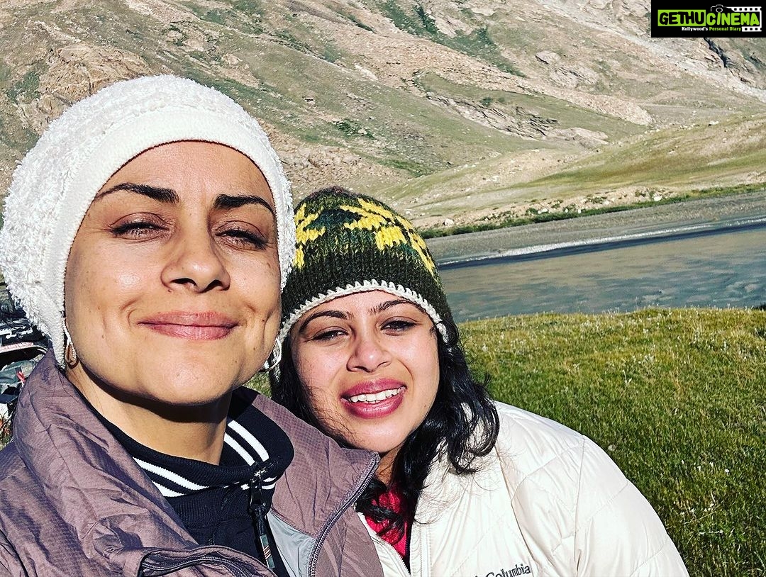 Gul Panag Instagram - Tribe : On homecoming and belonging , a book by Sebastian Junger left a deep mark on me when I read it a few years ago. It explores tribal concepts of loyalty, belonging and human quest for meaning. However, it’s these 10 days that made me experience all these terms in a manner I haven’t in a long time. I felt like I really belonged to this tribe of women, seeking meaning, seeking to push their limits. The oneness I’ve felt with this tribe of women and members of this expedition is overwhelming. And I felt like I belonged. And I feel like it made me the best version of myself during the expedition. Now to carry that feeling forward is a task! Even thoug I’ve pursued adventure and drives like this before, I was out of my comfort zone in many ways. And that’s what made it special. It was like a refresher. IYKYK. Of all what learns in a boarding school. Cannot wait to do this again @mahindraadventure ! Thank you ladies❤️ @sangeetahkamath @panitavirmani @namrata.arora.92 @shanthi.rangaswamy @dr._rush @moodybanjaran @swatysmalik @shilpamorwal @shuklatanushri @pavanemann @vartika.arora.10 @autodidactasoul @sharmashalvi187 @neetibassi @naazu_sidhu @preeticee @pavanemann @simran18kaur And thank you to all the men. You’re a part of our tribe too.🥰 @maddymarwah @cinemonkofficial @achyutphotography @harisingh.rallying @nagrahonnie @sidhurallying @nookalavinod P.S. Sebastian started research on our tribal roots and the impact of breaking away from tribal structures, on our mental health when researching PTSD in veterans. It’s a great book. GIRLS GIRLS GIRLS