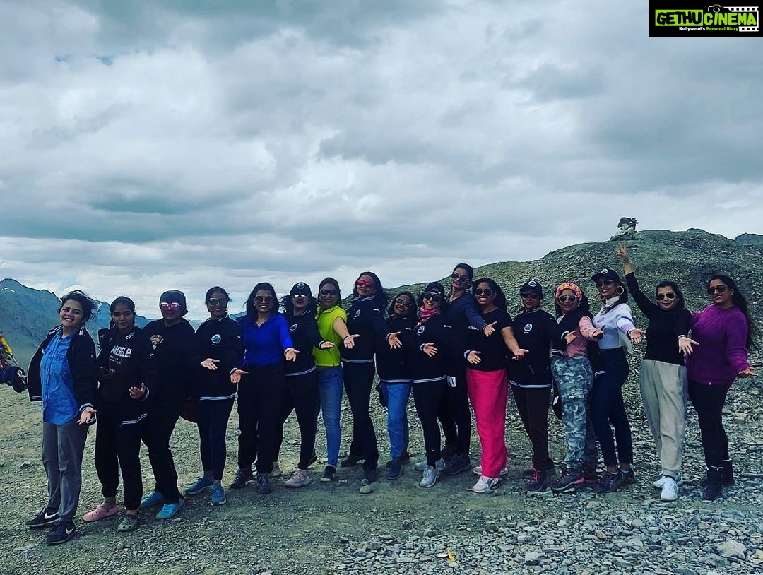 Gul Panag Instagram - Tribe : On homecoming and belonging , a book by Sebastian Junger left a deep mark on me when I read it a few years ago. It explores tribal concepts of loyalty, belonging and human quest for meaning. However, it’s these 10 days that made me experience all these terms in a manner I haven’t in a long time. I felt like I really belonged to this tribe of women, seeking meaning, seeking to push their limits. The oneness I’ve felt with this tribe of women and members of this expedition is overwhelming. And I felt like I belonged. And I feel like it made me the best version of myself during the expedition. Now to carry that feeling forward is a task! Even thoug I’ve pursued adventure and drives like this before, I was out of my comfort zone in many ways. And that’s what made it special. It was like a refresher. IYKYK. Of all what learns in a boarding school. Cannot wait to do this again @mahindraadventure ! Thank you ladies❤️ @sangeetahkamath @panitavirmani @namrata.arora.92 @shanthi.rangaswamy @dr._rush @moodybanjaran @swatysmalik @shilpamorwal @shuklatanushri @pavanemann @vartika.arora.10 @autodidactasoul @sharmashalvi187 @neetibassi @naazu_sidhu @preeticee @pavanemann @simran18kaur And thank you to all the men. You’re a part of our tribe too.🥰 @maddymarwah @cinemonkofficial @achyutphotography @harisingh.rallying @nagrahonnie @sidhurallying @nookalavinod P.S. Sebastian started research on our tribal roots and the impact of breaking away from tribal structures, on our mental health when researching PTSD in veterans. It’s a great book. GIRLS GIRLS GIRLS