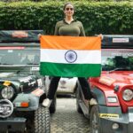 Gul Panag Instagram - Where the mind is without fear, and the head is held high….. 🇮🇳🇮🇳🇮🇳🇮🇳🇮🇳🇮🇳🇮🇳🇮🇳🇮🇳 Wishing everyone a very, very happy Independence Day. #harghartiranga Thank you @mahindraadventure for this incredible opportunity. Thank you @cinemonkofficial @achyutphotography , @swatysmalik and @moodybanjaran for the photos. #WomenWithDrive #zanskarexpedition #drivetechindia