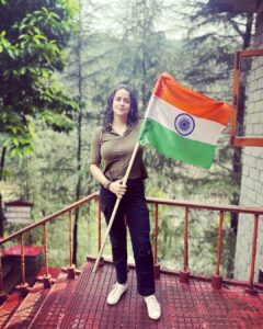 Gul Panag Instagram - Where the mind is without fear, and the head is held high…..

🇮🇳🇮🇳🇮🇳🇮🇳🇮🇳🇮🇳🇮🇳🇮🇳🇮🇳
Wishing everyone  a very, very happy Independence Day.

#harghartiranga 

Thank you @mahindraadventure for this incredible opportunity.

Thank you @cinemonkofficial  @achyutphotography , @swatysmalik and @moodybanjaran for the photos.

#WomenWithDrive #zanskarexpedition #drivetechindia